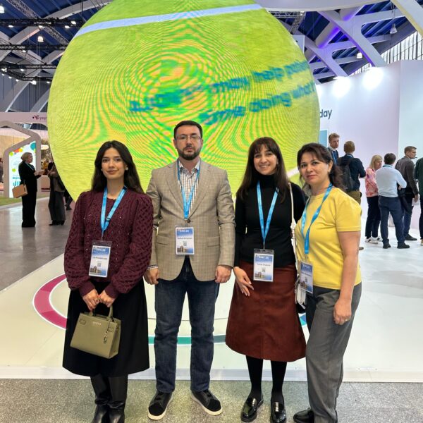 5dbf1fef 51d0 4f09 b527 2af869fd5cf1